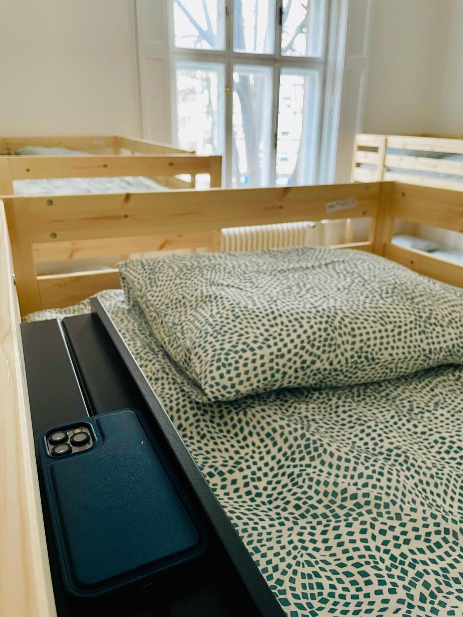 Hostel Green World Újvidék Kültér fotó