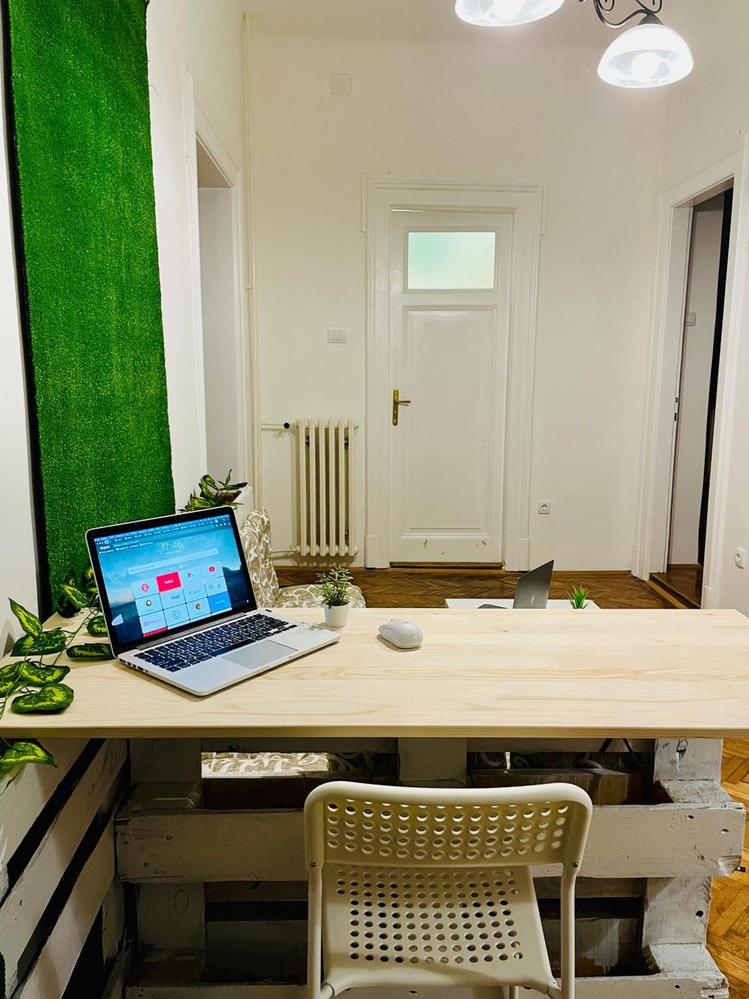 Hostel Green World Újvidék Kültér fotó